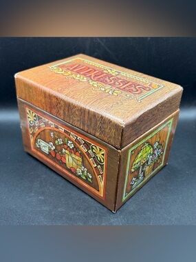 Current Vintage MCM Strawberry Cottagecore Address Recipe Storage Box Hinged Lid